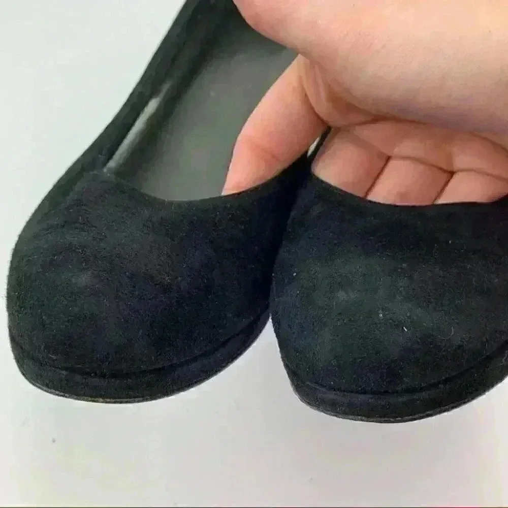 Stuart Weitzman heels 7 black suede platforms dark